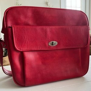 PRE-LOVED: Vintage leather Samsonite messenger bag
